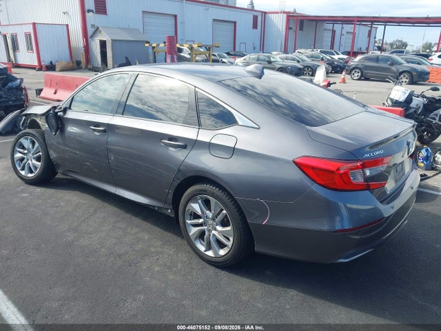 46075152 :رقم المزاد ، 1HGCV1F1XJA086385 vin ، 2018 Honda Accord Lx مزاد بيع
