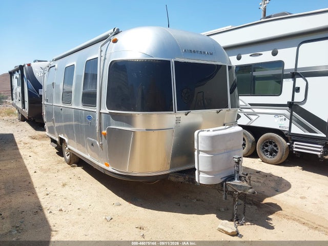 46075168 :رقم المزاد ، 1STVRTF12CJ525977 vin ، 2012 Airstream Sport مزاد بيع
