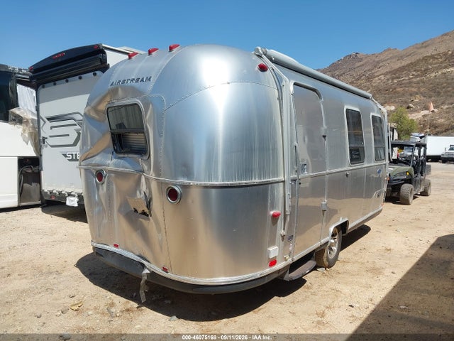 46075168 :رقم المزاد ، 1STVRTF12CJ525977 vin ، 2012 Airstream Sport مزاد بيع