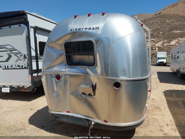 46075168 :رقم المزاد ، 1STVRTF12CJ525977 vin ، 2012 Airstream Sport مزاد بيع