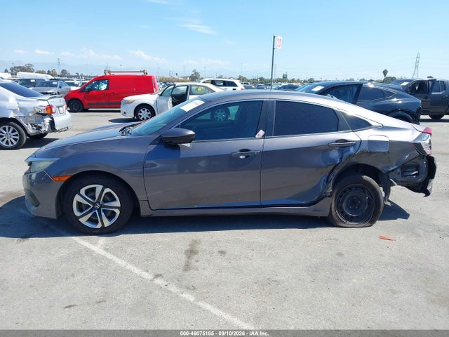 Продаж на аукціоні авто 2018 Honda Civic Lx, vin: 2HGFC2F57JH522655, номер лоту: 46075185