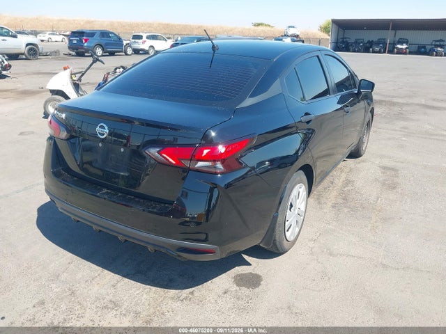 2020 Nissan Versa S 5-speed Manual Transmission მანქანა იყიდება აუქციონზე, vin: 3N1CN8BV9LL845431, აუქციონის ნომერი: 46075200