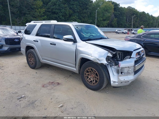 Продаж на аукціоні авто 2016 Toyota 4runner Limited, vin: JTEZU5JR9G5120314, номер лоту: 46075216