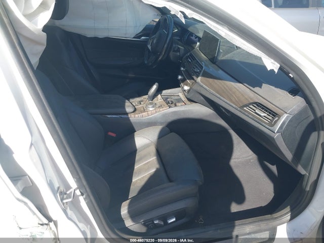 WBAJA5C55JWA37145 BMW 530I