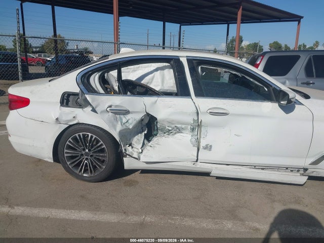 WBAJA5C55JWA37145 BMW 530I