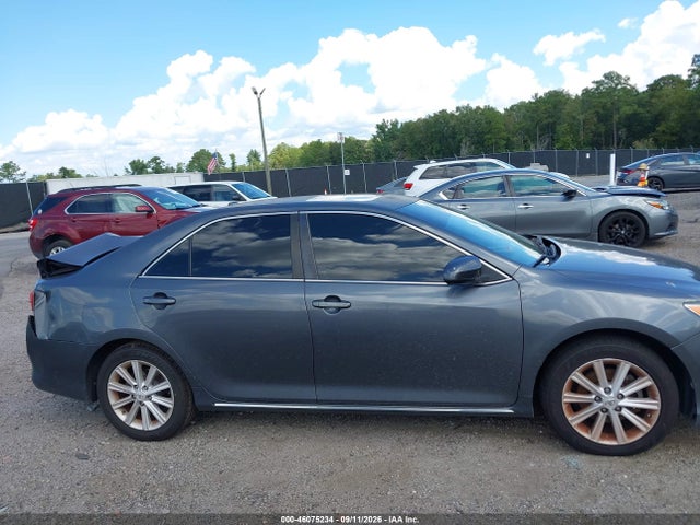 46075234 :رقم المزاد ، 4T1BF1FK0CU585452 vin ، 2012 Toyota Camry Xle مزاد بيع
