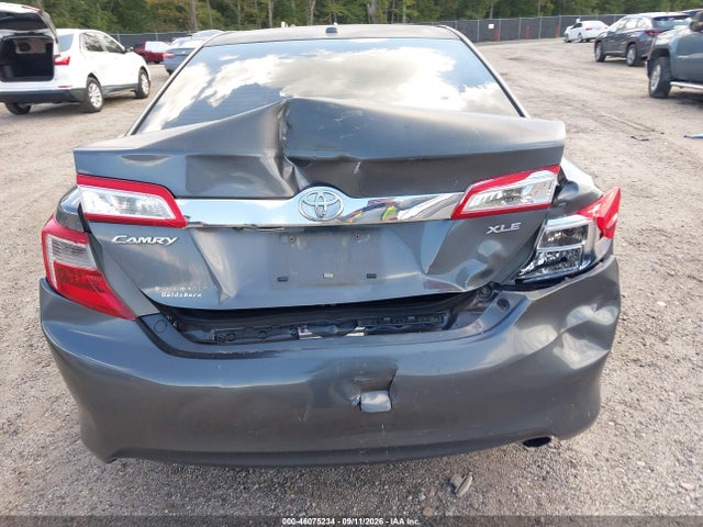 46075234 :رقم المزاد ، 4T1BF1FK0CU585452 vin ، 2012 Toyota Camry Xle مزاد بيع