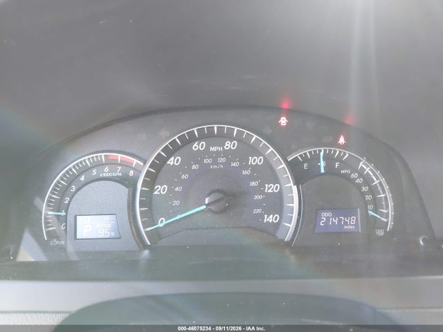46075234 :رقم المزاد ، 4T1BF1FK0CU585452 vin ، 2012 Toyota Camry Xle مزاد بيع
