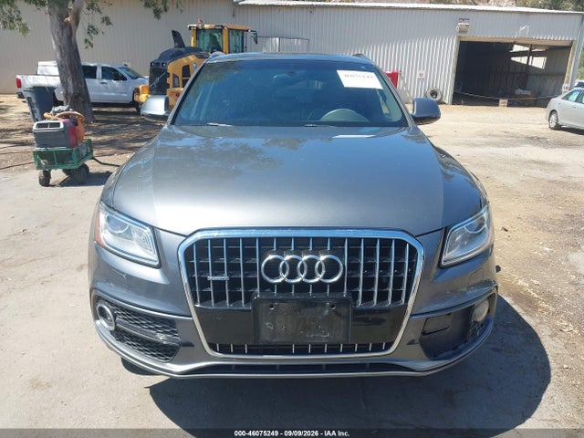 Audi Q5 2.0t Premium 2017 WA1M2AFP5HA043318 Image 12
