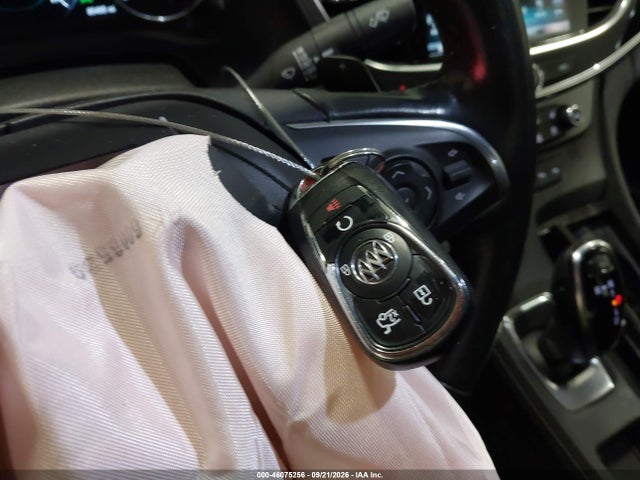 46075256 :رقم المزاد ، 1G4ZR5SS7HU140278 vin ، 2017 Buick Lacrosse Premium مزاد بيع