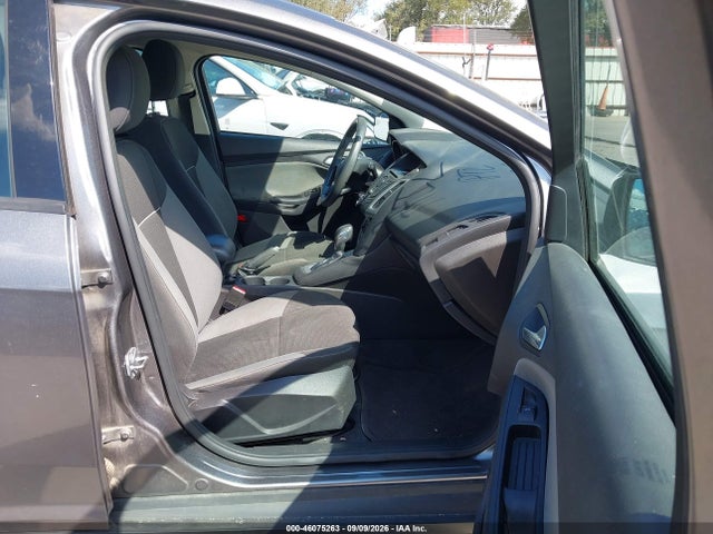 2014 Ford Focus Se მანქანა იყიდება აუქციონზე, vin: 1FADP3K22EL283087, აუქციონის ნომერი: 46075263