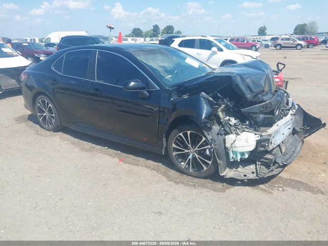 Продажа на аукционе авто 2018 Toyota Camry Se, vin: 4T1B11HK4JU060077, номер лота: 46075326