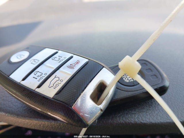 Продажа на аукционе авто 2016 Kia Sedona Ex, vin: KNDMC5C18G6183505, номер лота: 46075327