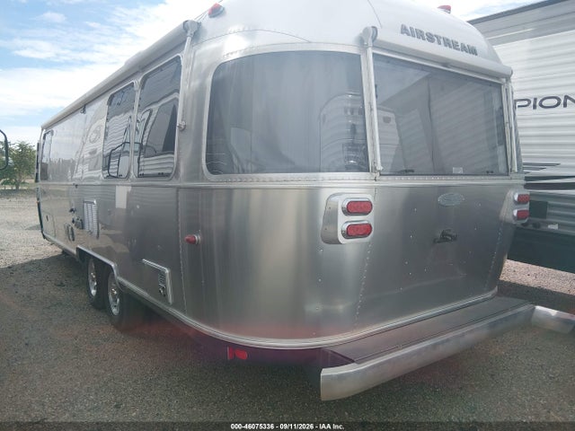 Airstream Other 2015 1STT9YL29FJ531197 Image 3