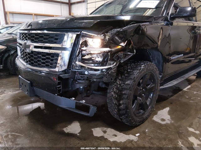 2018 Chevrolet Suburban Lt მანქანა იყიდება აუქციონზე, vin: 1GNSKHKC1JR265765, აუქციონის ნომერი: 46075347