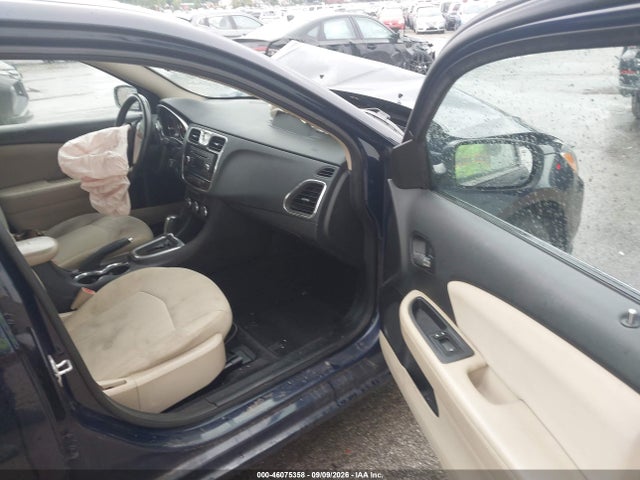 46075358 :رقم المزاد ، 1C3CCBBB5DN547101 vin ، 2013 Chrysler 200 Touring مزاد بيع