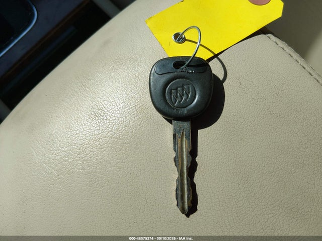 46075374 :رقم المزاد ، 2G4WD532351235959 vin ، 2005 Buick Lacrosse Cxl مزاد بيع