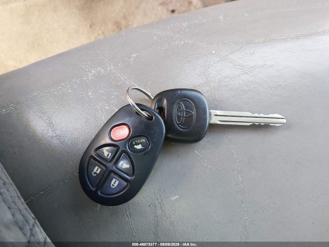 46075377 :رقم المزاد ، 5TDBA22C85S048116 vin ، 2005 Toyota Sienna Xle Limited مزاد بيع