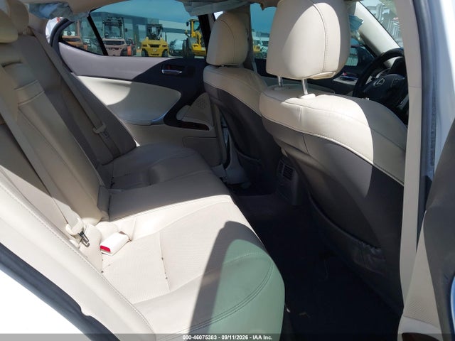 46075383 :رقم المزاد ، JTHBF5C29A2096409 vin ، 2010 Lexus Is 250 مزاد بيع