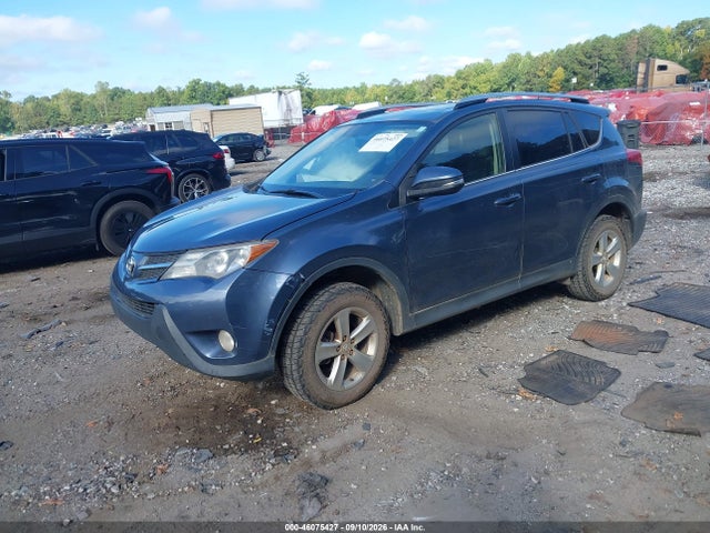 Toyota Rav4 Xle 2014 JTMWFREV5ED042004 Image 2