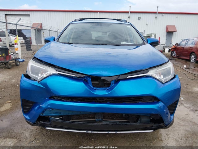 Toyota RAV4 LE 2016 JTMZFREV9GJ098920 Image 12