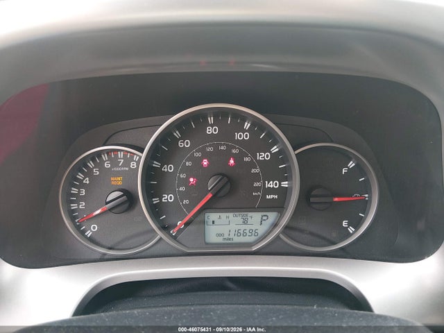 Toyota RAV4 LE 2016 JTMZFREV9GJ098920 Image 7