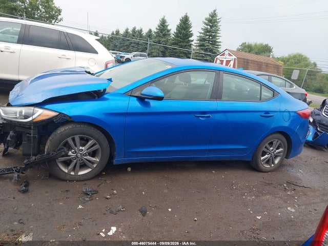 2017 Hyundai Elantra Se მანქანა იყიდება აუქციონზე, vin: KMHD84LF0HU212124, აუქციონის ნომერი: 46075444