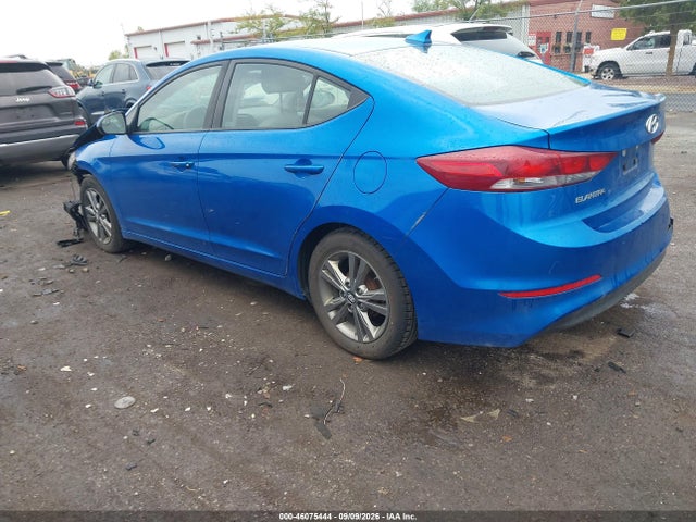 2017 Hyundai Elantra Se მანქანა იყიდება აუქციონზე, vin: KMHD84LF0HU212124, აუქციონის ნომერი: 46075444
