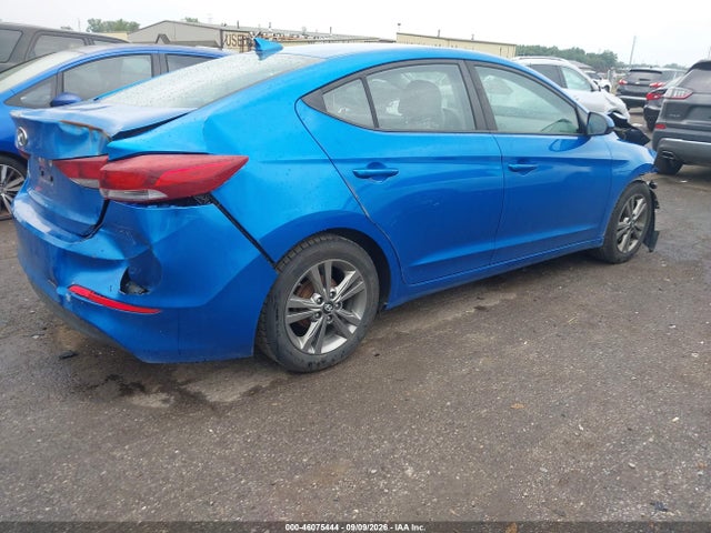 2017 Hyundai Elantra Se მანქანა იყიდება აუქციონზე, vin: KMHD84LF0HU212124, აუქციონის ნომერი: 46075444
