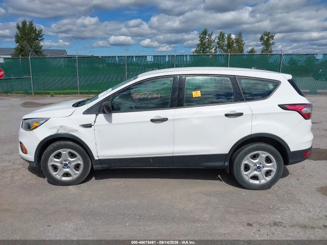 46075461 :رقم المزاد ، 1FMCU0F74HUB27582 vin ، 2017 Ford Escape S مزاد بيع