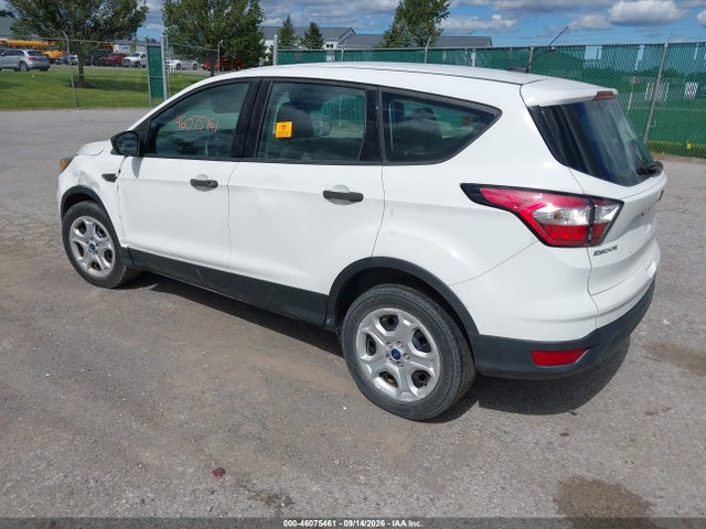 46075461 :رقم المزاد ، 1FMCU0F74HUB27582 vin ، 2017 Ford Escape S مزاد بيع