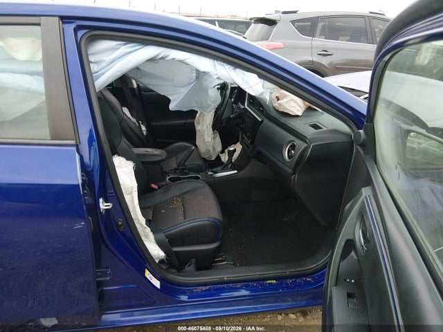 46075488 :رقم المزاد ، 5YFBURHE9JP832431 vin ، 2018 Toyota Corolla Se مزاد بيع