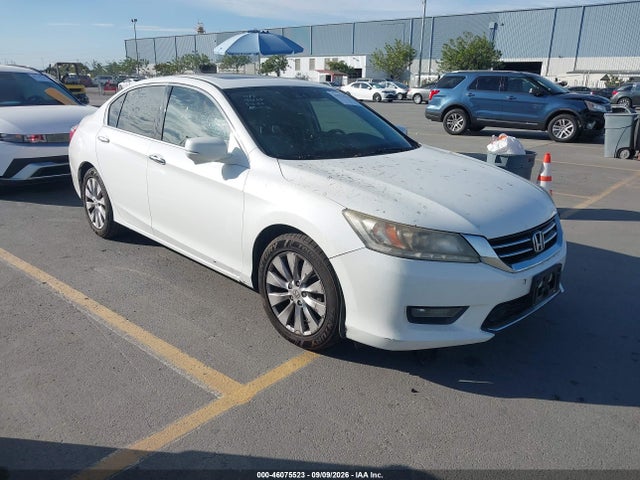 Auction sale of the 2015 Honda Accord Touring, vin: 1HGCR3F99FA030757, lot number: 46075523