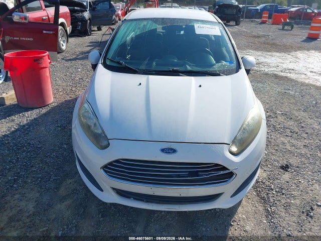 Продажа на аукционе авто 2015 Ford Fiesta Se, vin: 3FADP4BJXFM160358, номер лота: 46075601