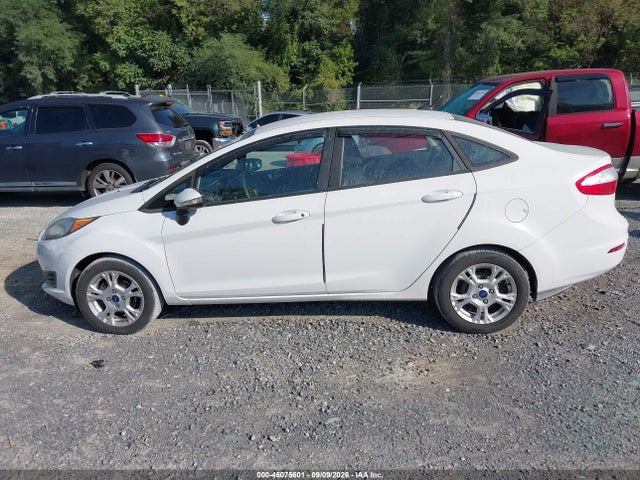 Продажа на аукционе авто 2015 Ford Fiesta Se, vin: 3FADP4BJXFM160358, номер лота: 46075601