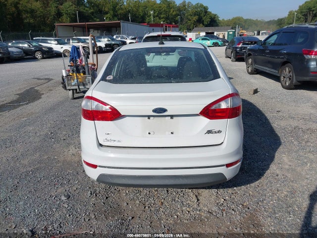 Продажа на аукционе авто 2015 Ford Fiesta Se, vin: 3FADP4BJXFM160358, номер лота: 46075601