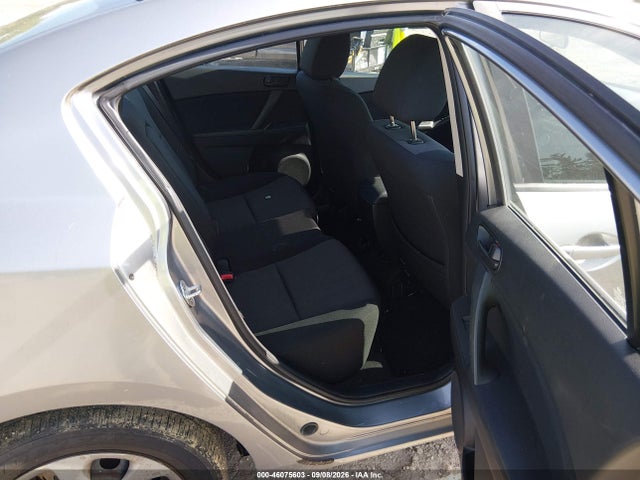 2010 Mazda Mazda3 I Sport მანქანა იყიდება აუქციონზე, vin: JM1BL1SG5A1185786, აუქციონის ნომერი: 46075603