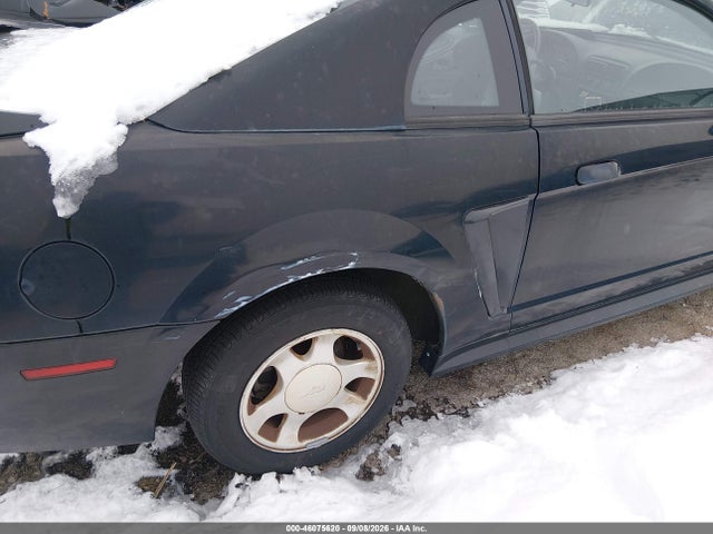 2000 Ford Mustang მანქანა იყიდება აუქციონზე, vin: 1FAFP4046YF116219, აუქციონის ნომერი: 46075620