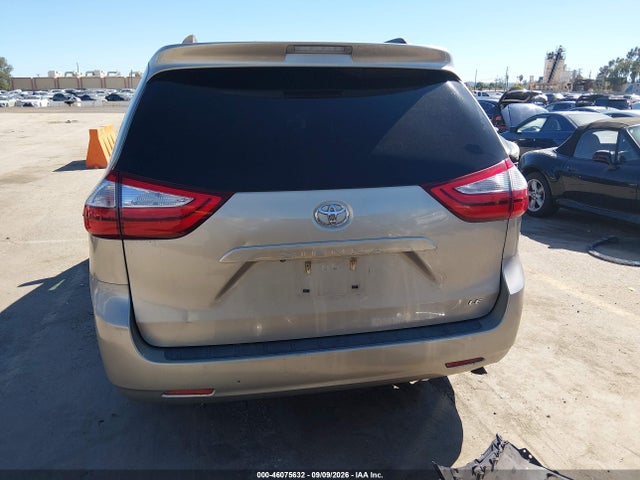 5TDKK3DC5GS714559 Toyota Sienna Le 8 Passenger
