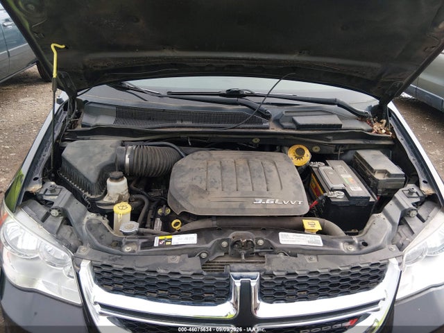 46075634 :رقم المزاد ، 2C4RDGBGXGR130432 vin ، 2016 Dodge Grand Caravan Se مزاد بيع