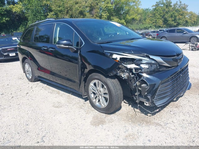 46075652 :رقم المزاد ، 5TDESKFC1NS058801 vin ، 2022 Toyota Sienna Platinum مزاد بيع