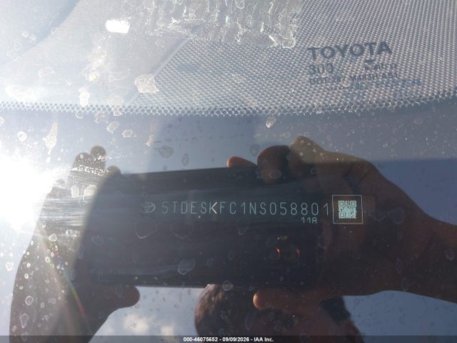 46075652 :رقم المزاد ، 5TDESKFC1NS058801 vin ، 2022 Toyota Sienna Platinum مزاد بيع