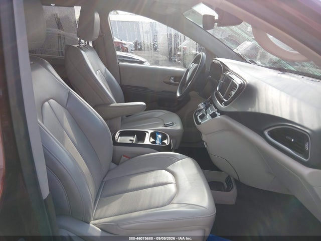 2021 Chrysler Voyager Lxi მანქანა იყიდება აუქციონზე, vin: 2C4RC1DG0MR549673, აუქციონის ნომერი: 46075680