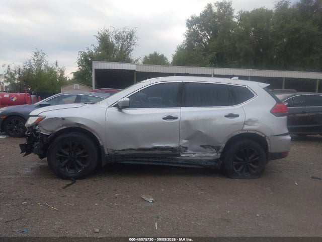 Продажа на аукционе авто 2017 Nissan Rogue S, vin: JN8AT2MV2HW004044, номер лота: 46075730