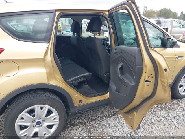 Продаж на аукціоні авто 2015 Ford Escape S, vin: 1FMCU0F77FUA18188, номер лоту: 46075764