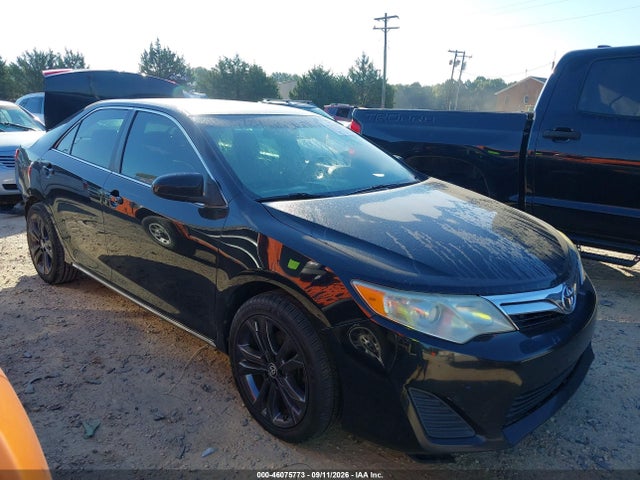 46075773 :رقم المزاد ، 4T1BF1FK8DU221720 vin ، 2013 Toyota Camry Le مزاد بيع