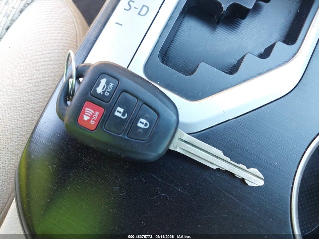46075773 :رقم المزاد ، 4T1BF1FK8DU221720 vin ، 2013 Toyota Camry Le مزاد بيع