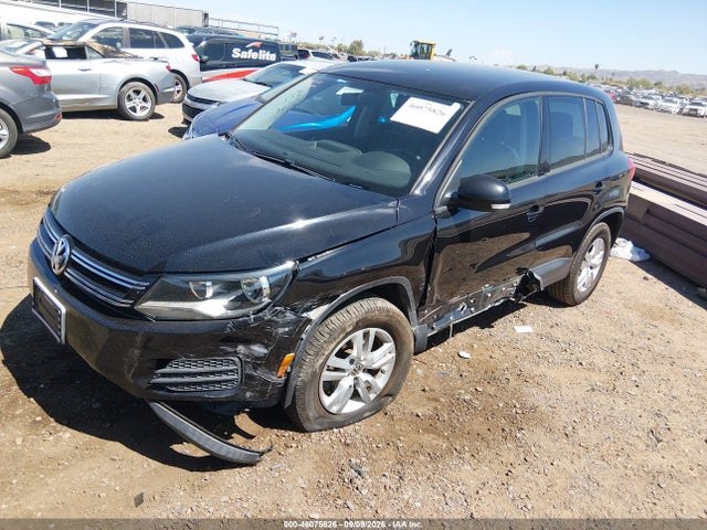 2012 Volkswagen Tiguan Le მანქანა იყიდება აუქციონზე, vin: WVGAV7AX3CW555631, აუქციონის ნომერი: 46075826