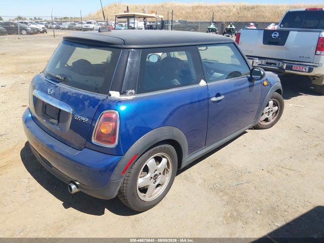 2008 Mini Cooper მანქანა იყიდება აუქციონზე, vin: WMWMF33588TT68216, აუქციონის ნომერი: 46075845