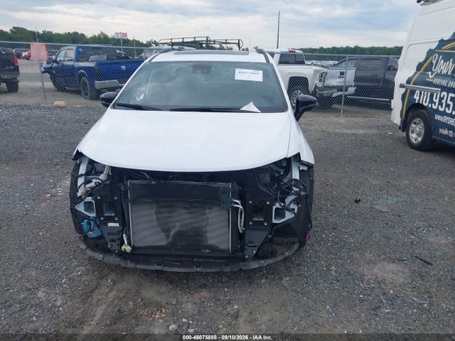 Chrysler Pacifica Limited 2025 2C4RC1GG2SR535217 Image 12